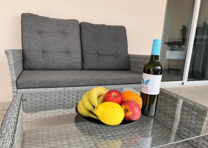 Greek Harmony Apartment
