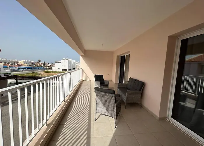 Greek Harmony Apartment
